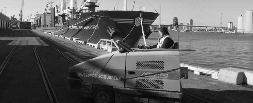 Compt's sweeping and cleaning